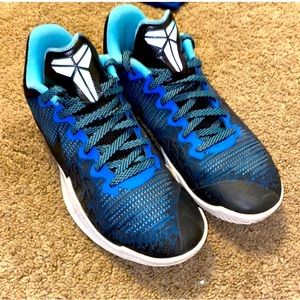 Rare find…Kobe Nike Like New Mens Size 9 Mamba Rage